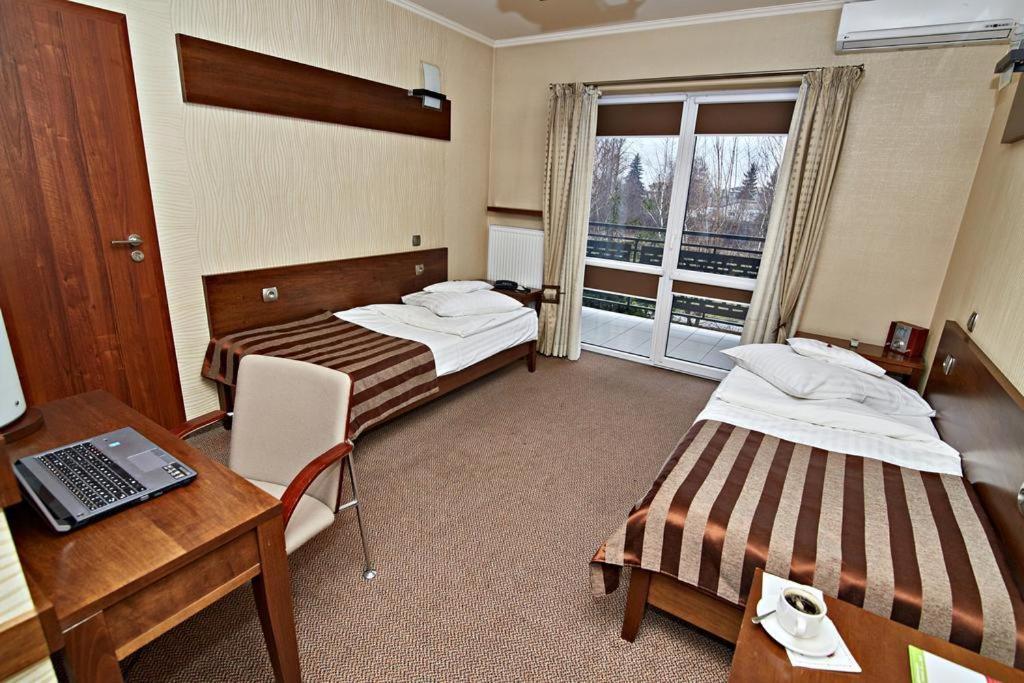 Hotel Soccer Sport Radomsko Esterno foto